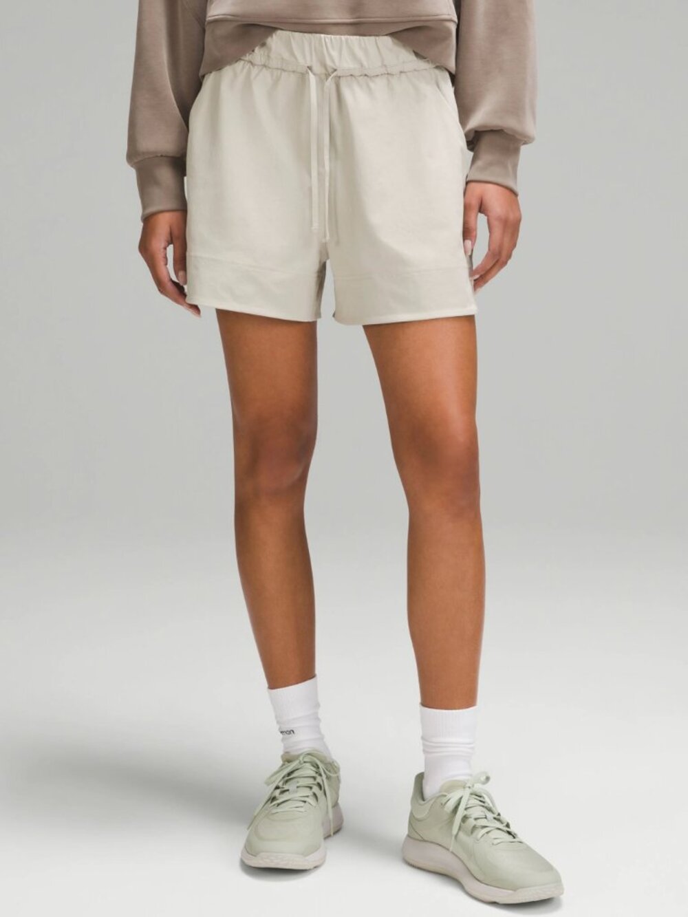 Lululemon Cinchable Waist High Rise Woven Shorts 3.5" M Taupe